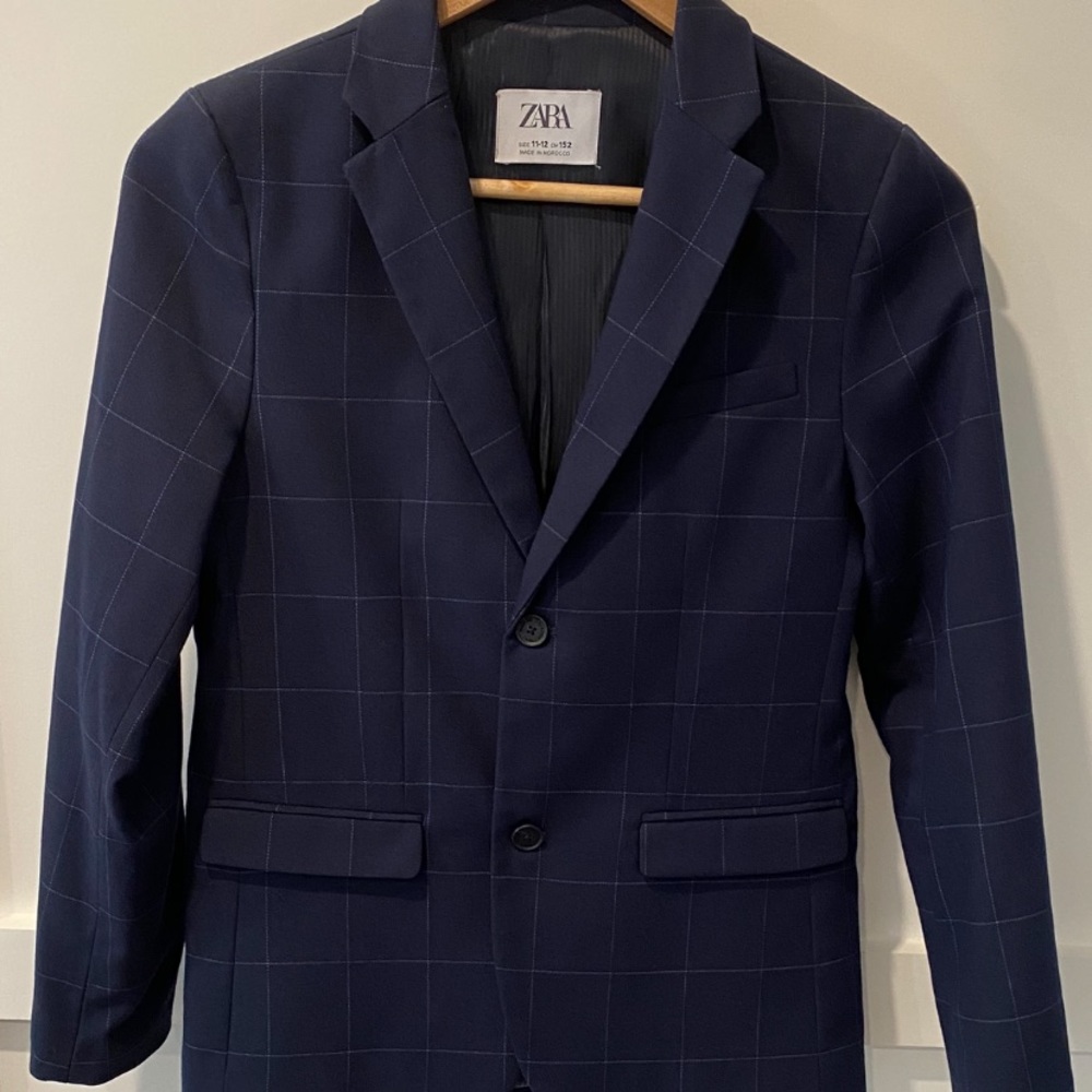Zara Boys 2-piece Suit.